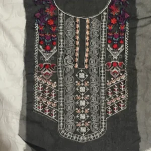 Sapphire MultiColors Neckline