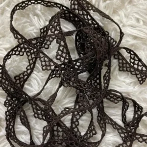 Milky Lace Brown 34 inches 